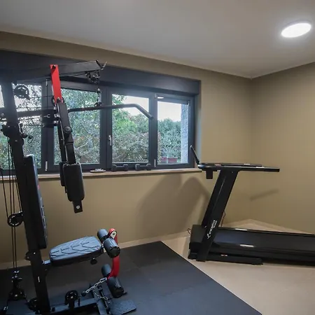 Maria Luisa * Πούλα