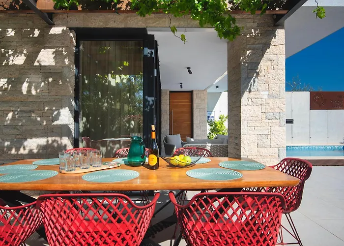 Maria Luisa With Padel Court * Pula