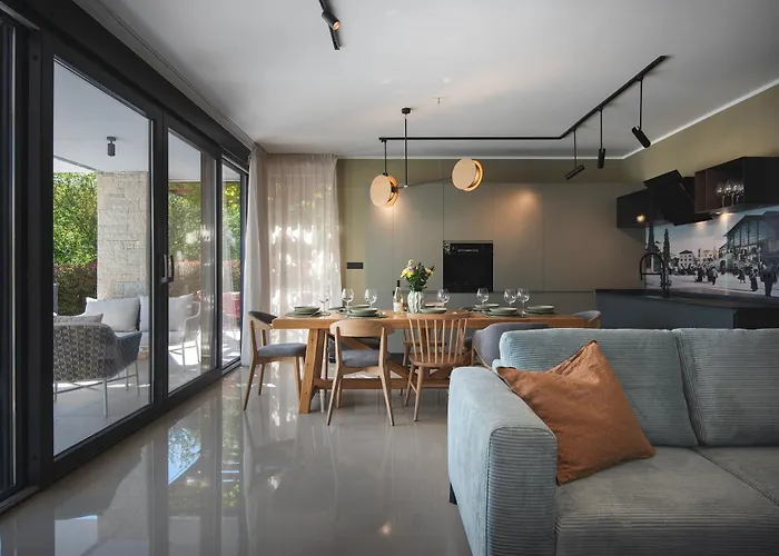 Villa Maria Luisa With Padel Court *