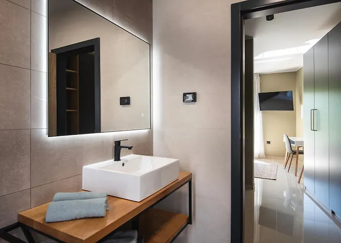 Maria Luisa With Padel Court * Pula